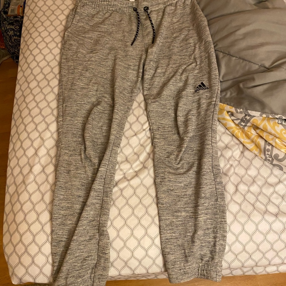 Adidas Joggers🤍